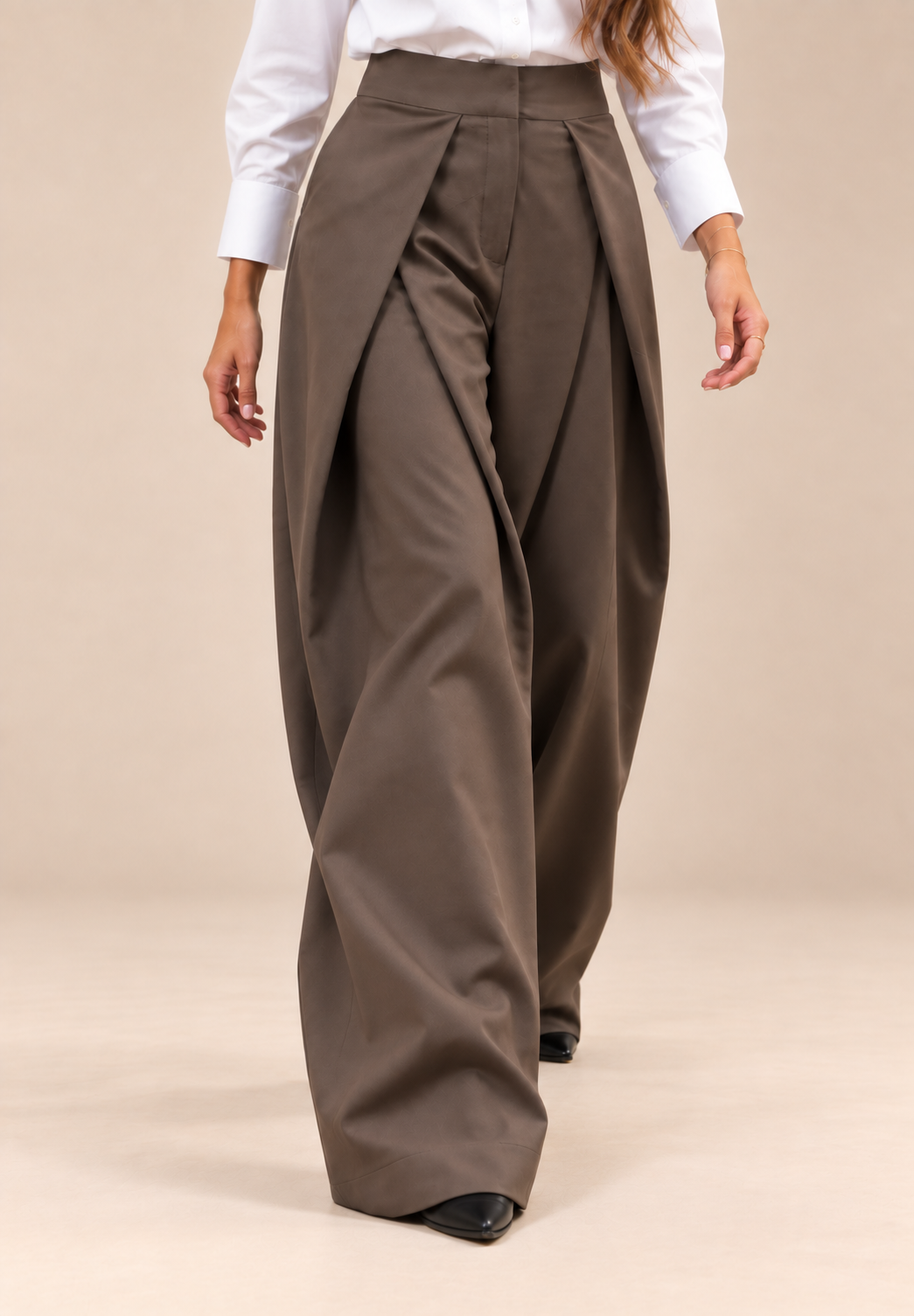 The Pleated Wide-Leg Pants