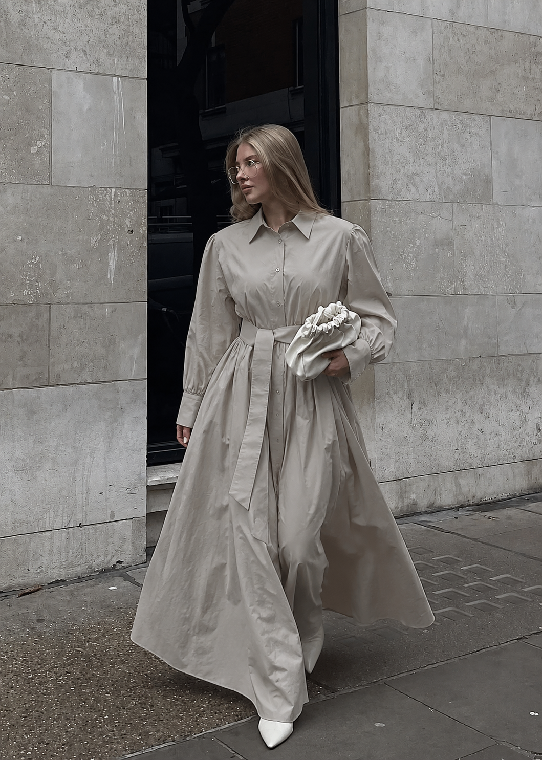 The Flow Dress -Beige