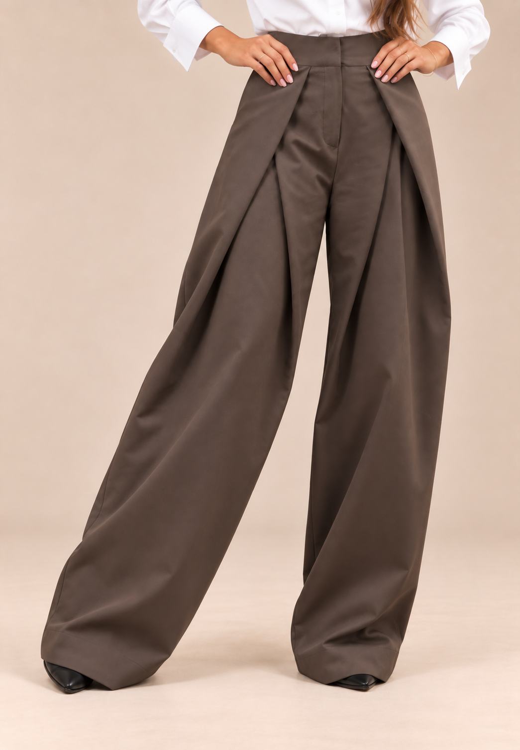 The Pleated Wide-Leg Pants